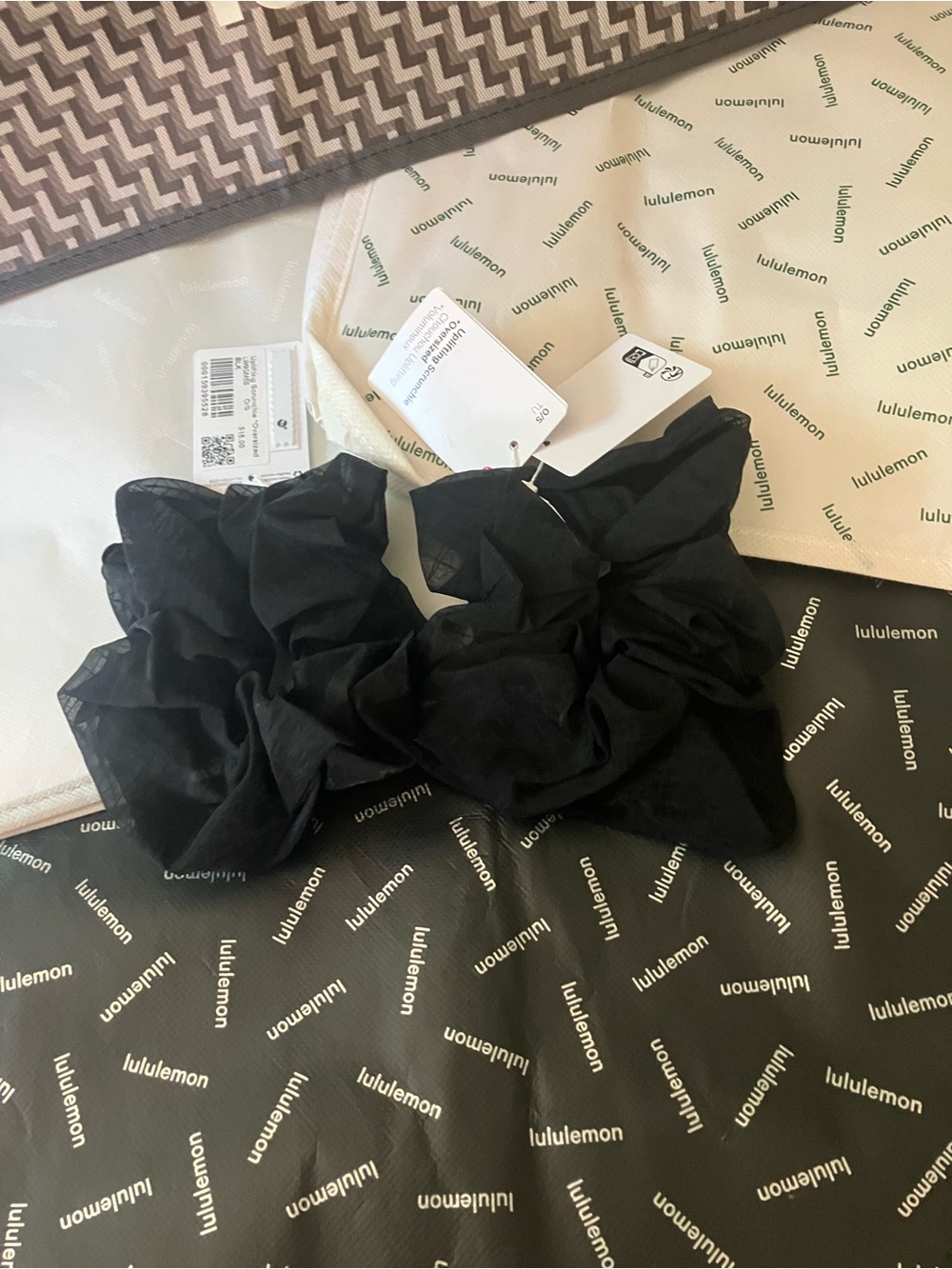 BUNDLE: NWT LULULEMON UPLIFTING SCRUNCHIE *OVERSIZED